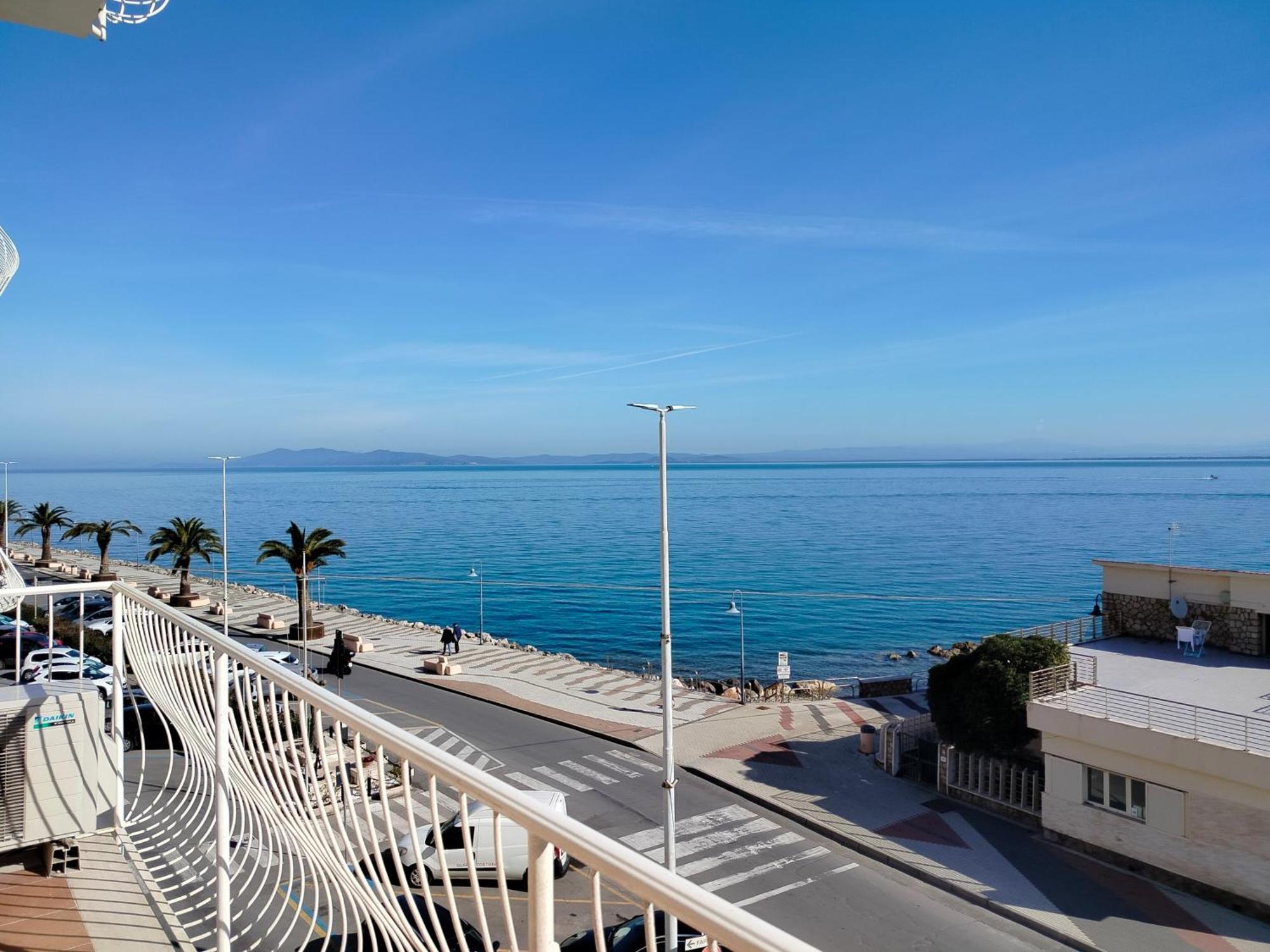 Casa La Marinella Sul Porto Lejlighed Porto Santo Stefano  Eksteriør billede